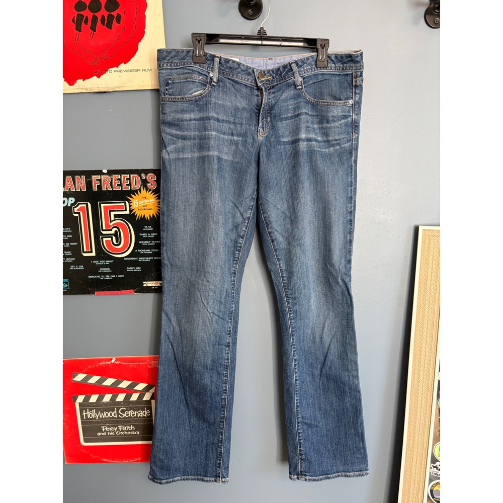 Gap 1969 Real Straight Jeans Womens 32/14r Medium Wash Denim Stretch 673941-00